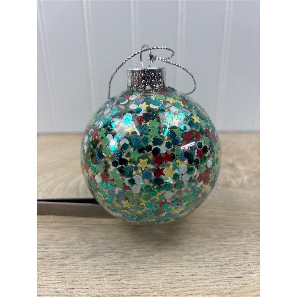 Vintage Macys Holiday Lane Glass Confetti Christmas Tree Ornament Green Red Star